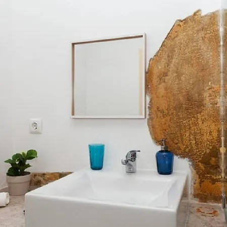 Charming Flat In Center Of Lisbon